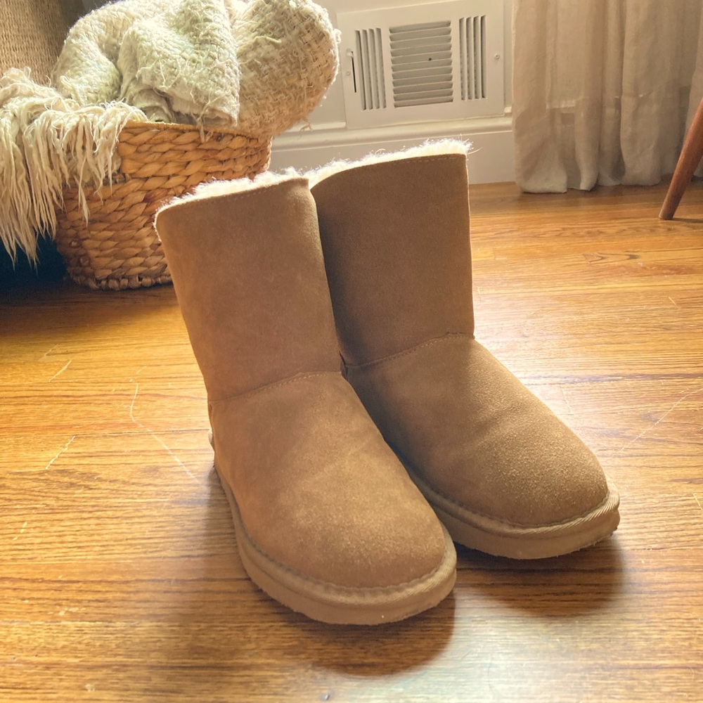 Bearpaw boots 7